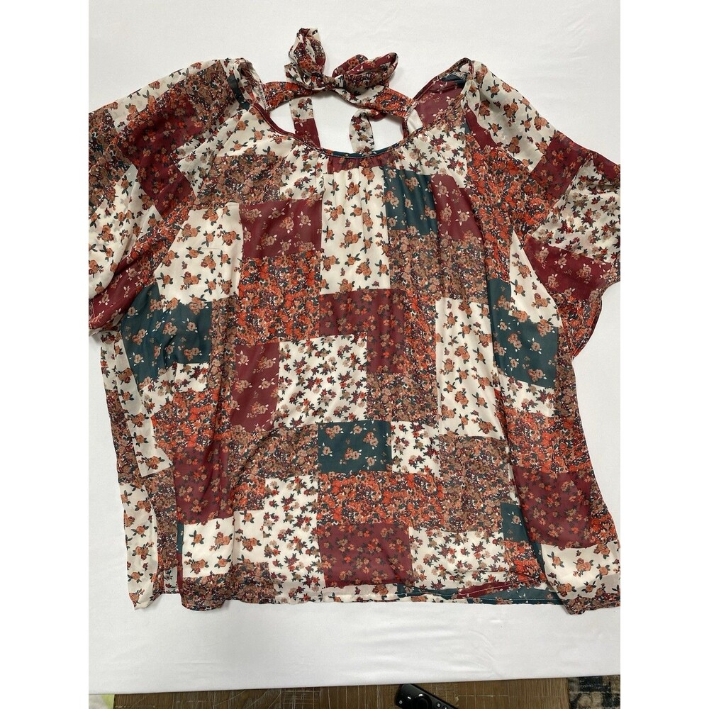 BloomChic Plus Size 30 Floral Patchwork Chiffon Tie Back Blouse NWT Cottagecore